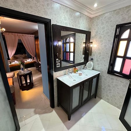 Riad 7 Pierres Szavíra Szoba fotó